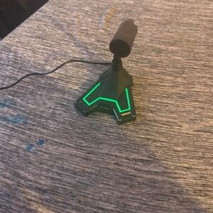 brand new pc microphone with led and 2 plug in ports
